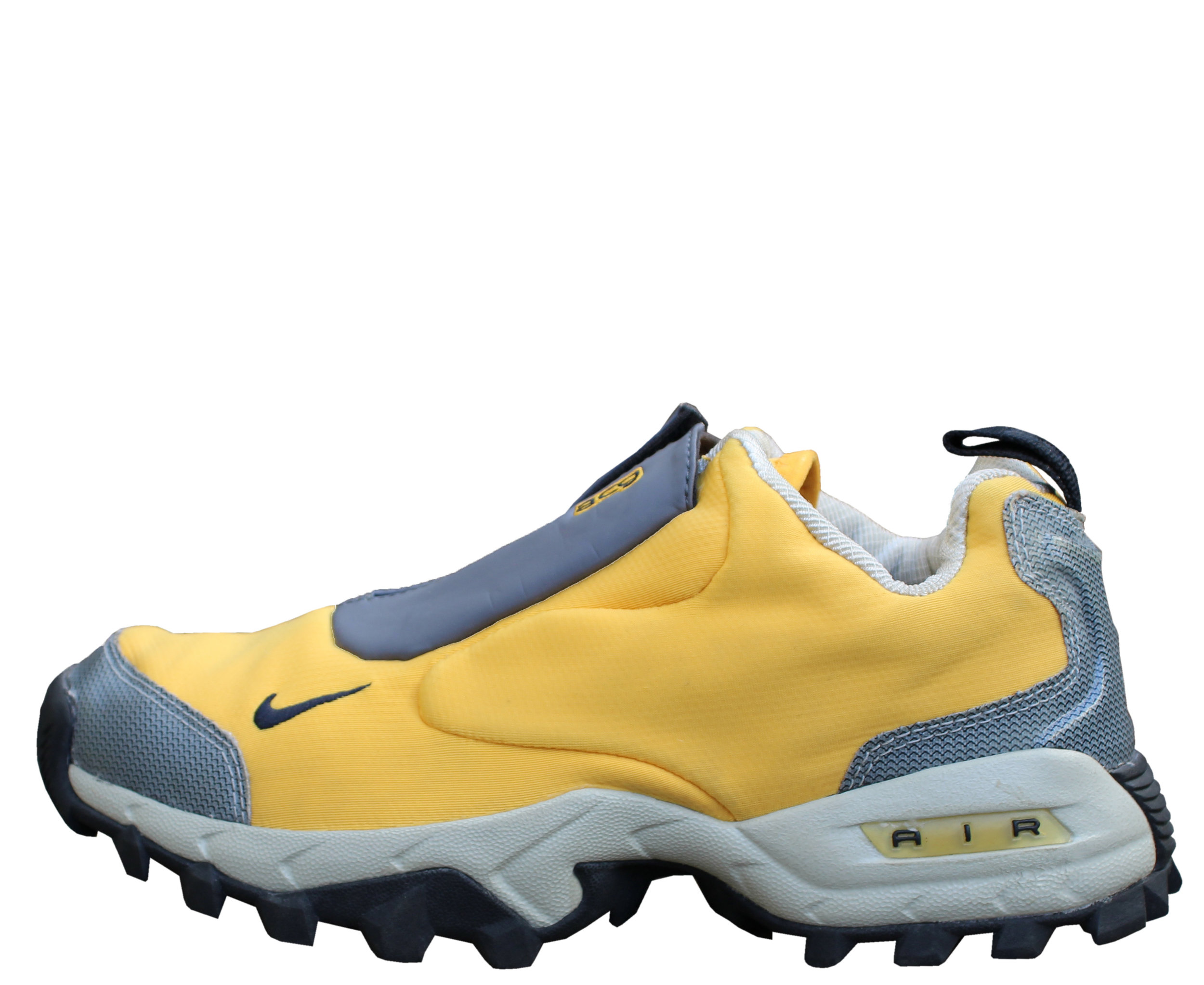 Nike ACG Wailuku Yellow / Grey (Size 8) DS — Roots